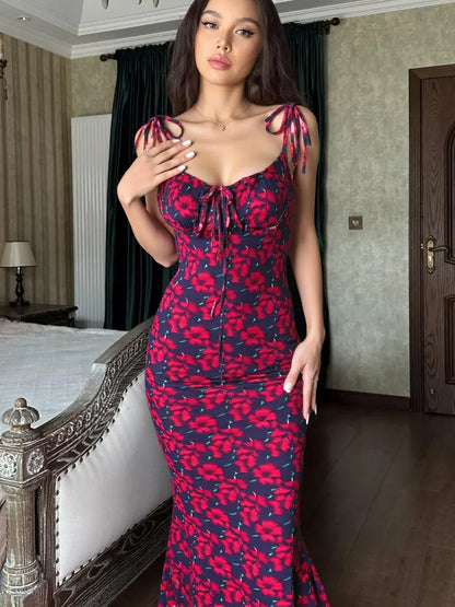 Women's Ditsy Floral Print Backless Sleeveless&Your “throw it on and look amazing” dress just arrived 🌸✨ feel effortlessly pretty 💕